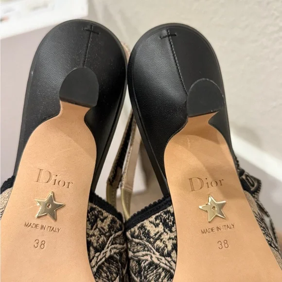 Dior J'adior Canvas Slingback Pump, toile de jouy, Black and Halzelnut size 38 - Picture 10 of 13